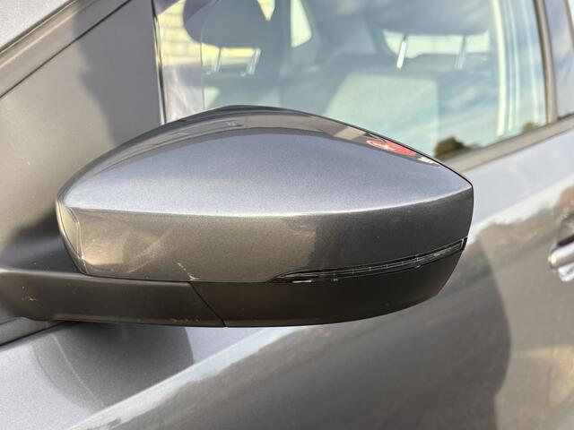 Volkswagen POLO 1.2 TSI Edition R AIRCO-NAVI-TREKHAAK