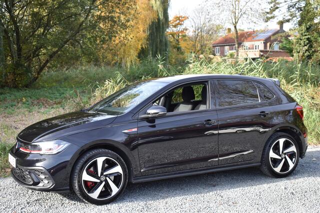 Volkswagen POLO 2.0 TSI GTI TSI 210PK DSG GTI-SPORT IQ-LIGHT/PDC/CARPLAY