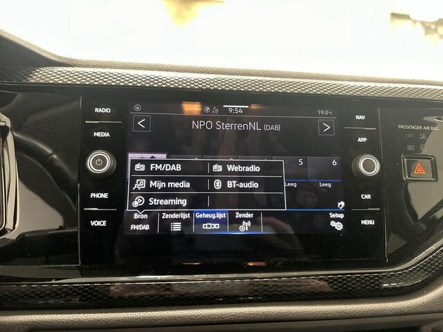 Volkswagen POLO 1.0 TSI 95pk Life · Apple/Android Car Play · Navigatie · P-Sensoren · Getint Glas · 15'' Inch · Garantie t/m 26-10-2027 of 100.000km