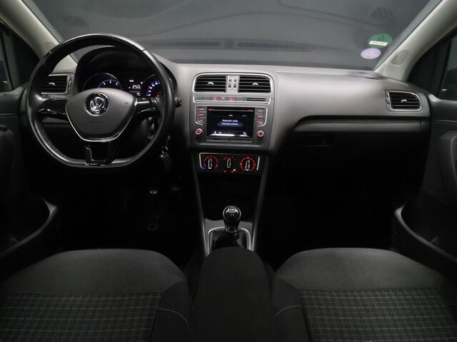 Volkswagen POLO 1.2 TSI Highline [BLUETOOTH, AIRCO, RADIO, CD-SPELER, ELEKTRISCHE RAMEN V+A, NIEUWSTAAT]