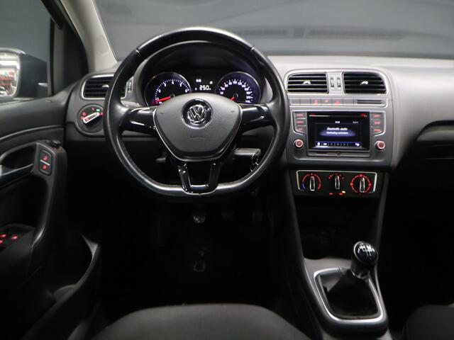 Volkswagen POLO 1.2 TSI Highline [BLUETOOTH, AIRCO, RADIO, CD-SPELER, ELEKTRISCHE RAMEN V+A, NIEUWSTAAT]
