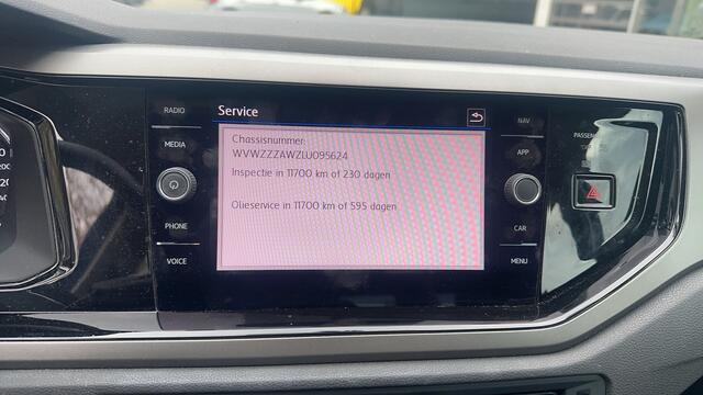 Volkswagen POLO 1.0 TSI 96pk Comfortline Executive / Navigatie / Adaptive Cruise / Parkeersensoren