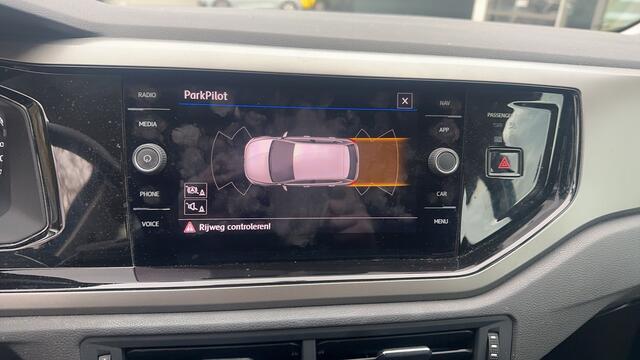 Volkswagen POLO 1.0 TSI 96pk Comfortline Executive / Navigatie / Adaptive Cruise / Parkeersensoren