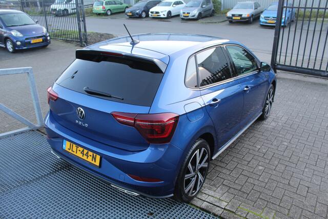 Volkswagen POLO 1.0 TSI R-Line Business 2x R-Line Automaat Navigatie/Virtual cockpit/Adaptive cruise control/Achteruitrijcamera/Parkeersensoren rondom/Apple carplay/Stoelverwarming/LED grill/IQ.light/Climate control/Draadloze telefoonlader/DAB/17''Lichtmetalen velgen.