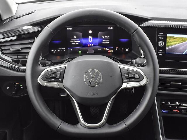 Volkswagen POLO Life Edition 1.0 TSI 95 pk 5 versn. Hand · Achteruitrijcamera · regensensor ·