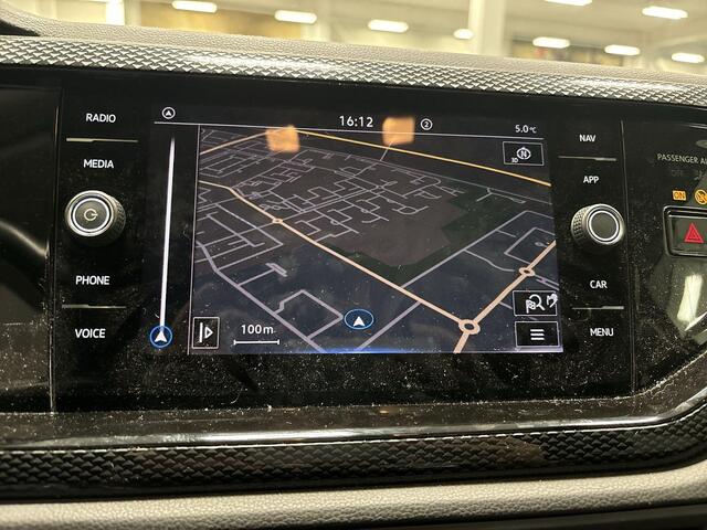 Volkswagen POLO 1.0 TSI 95pk DSG Life Business · Apple/Android Car Play · Navigatie · P-Sensoren · DAB · Stoelverwarming · 15'' Inch · Garantie t/m 01-08-2027 of 100.000km