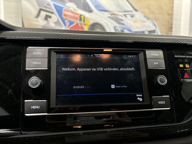 Volkswagen POLO 1.0 TSI 95pk DSG Life Business · Apple/Android Car Play · Airco · P-Sensoren · Getint Glas · 15'' Inch · Garantie t/m 27-10-2027 of 100.000km