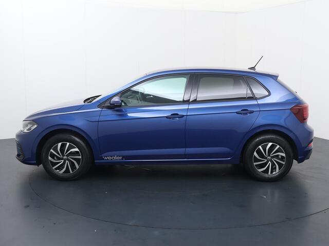 Volkswagen POLO Life Edition 1.0 70 kW / 95 pk TSI Hatchback 5 ver sn. Hand | Achteruitrijcamera | LED verlichting | Apple carplay / Android auto | Adaptive cruise control |