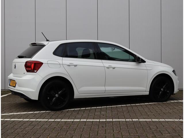 Volkswagen POLO 1.0 MPI Comfortline | Org. NL | 1e eigenaar | Getint glas