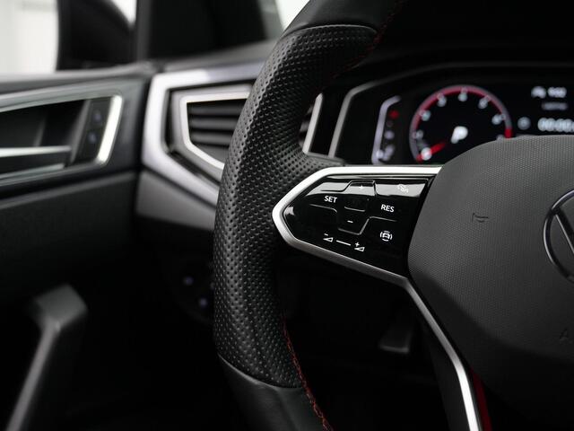 Volkswagen POLO 2.0 TSI 207 pk DSG GTI | Panoramadak | Topsportstoelen | Adaptief sportonderstel | IQ Light | Stoelverwarming