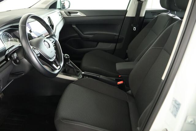 Volkswagen POLO 1.0 TSI Highline / Navi / CarPlay / Cruisecontrol / PDC