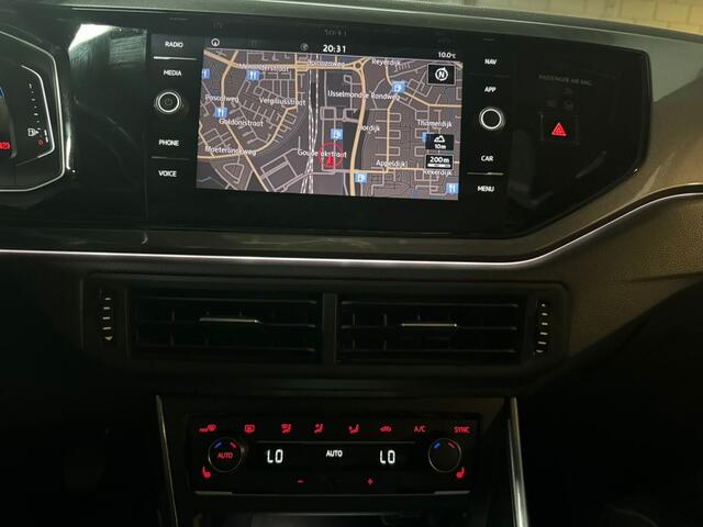 Volkswagen POLO 1.6 TDI R-Line Panorama|Xenon|Camera 2018