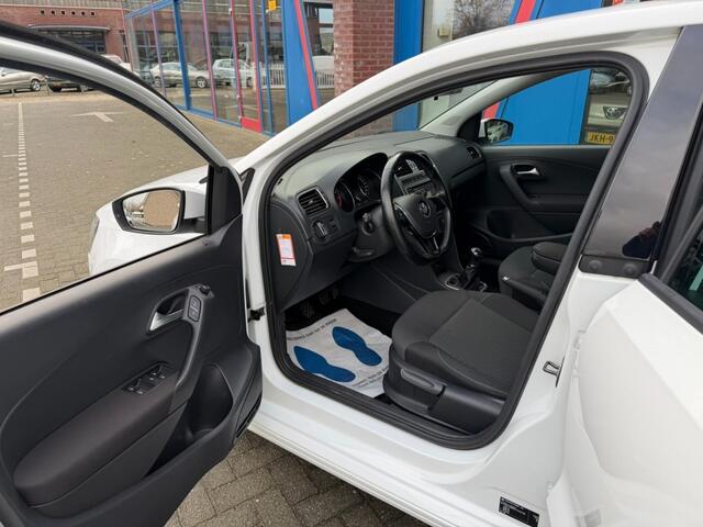 Volkswagen POLO 1.0TSI 95pk Navi Carplay 5-Deurs Airco