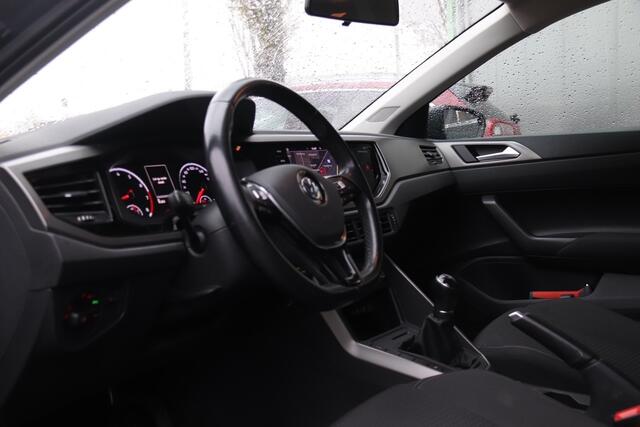 Volkswagen POLO 1.0 MPI Comfortline Navigatie, Lage km stand