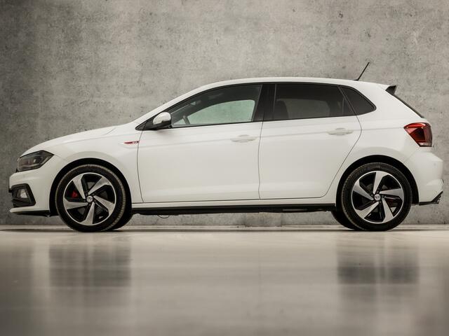 Volkswagen POLO 2.0 TSI GTI 200Pk Automaat (VIRTUAL COCKPIT, APPLE CARPLAY, GROOT NAVI, CAMERA, KEYLESS, CLIMATE, SPORTSTOELEN, LED KOPLAMPEN, ADAPTIVE CRUISE, NIEUWSTAAT)