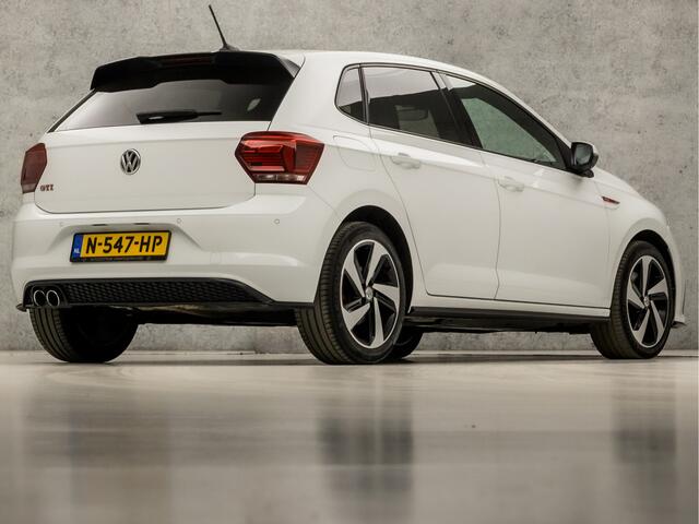 Volkswagen POLO 2.0 TSI GTI 200Pk Automaat (VIRTUAL COCKPIT, APPLE CARPLAY, GROOT NAVI, CAMERA, KEYLESS, CLIMATE, SPORTSTOELEN, LED KOPLAMPEN, ADAPTIVE CRUISE, NIEUWSTAAT)