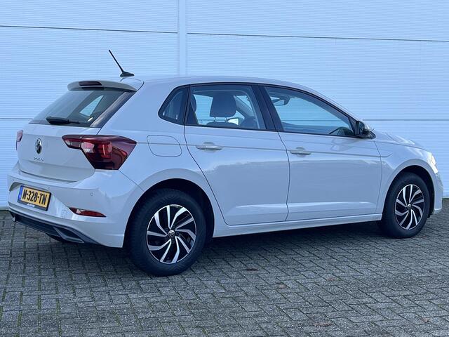 Volkswagen POLO 1.0 TSI Life / Apple Carplay/Android Auto / lichtmetalen velgen 15" / airco / file assistent /
