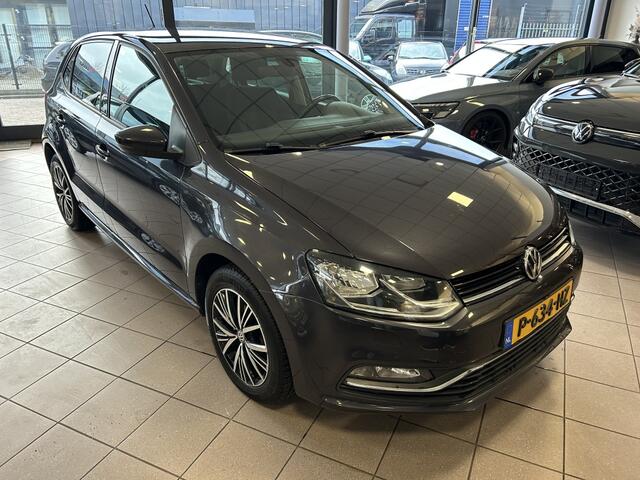 Volkswagen POLO 1.0 Comf. Con.Ser. NW Staat BJ 2016 !!!
