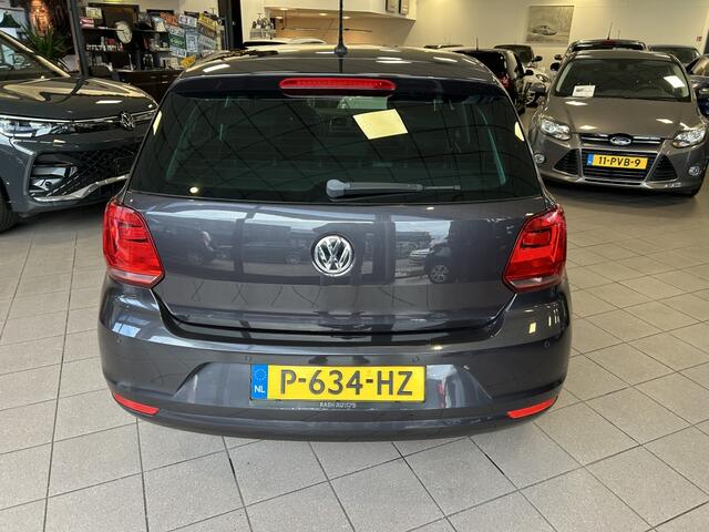 Volkswagen POLO 1.0 Comf. Con.Ser. NW Staat BJ 2016 !!!