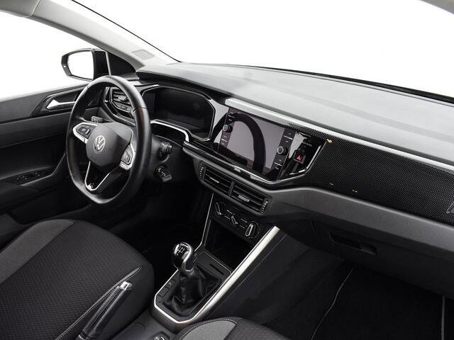 Volkswagen POLO 1.0 TSI 95pk Life · Apple/Android Car Play · Airco · Navigatie · P-Sensoren · Getint Glas · Verkeersbord Detectie · 15'' Inch · Garantie t/m 11-09-2027 of 100.000km