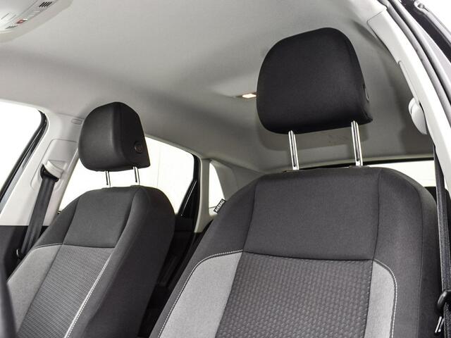 Volkswagen POLO 1.0 TSI 95pk Life · Apple/Android Car Play · Airco · Navigatie · P-Sensoren · Getint Glas · Verkeersbord Detectie · 15'' Inch · Garantie t/m 11-09-2027 of 100.000km