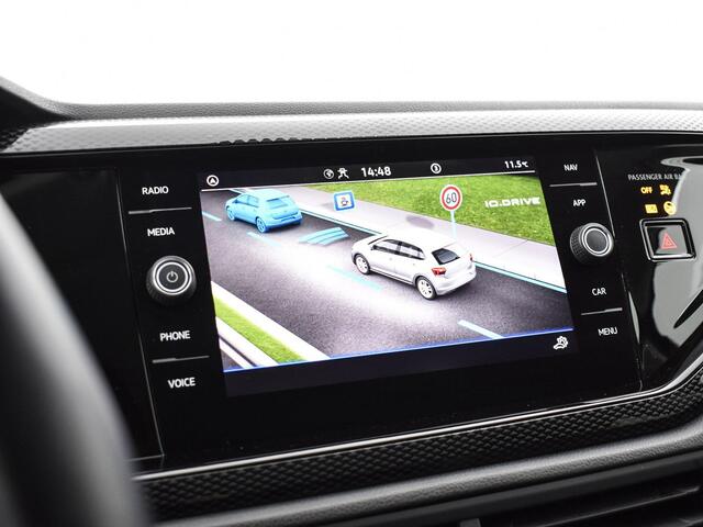 Volkswagen POLO 1.0 TSI 95pk Life · Apple/Android Car Play · Airco · Navigatie · P-Sensoren · Getint Glas · Verkeersbord Detectie · 15'' Inch · Garantie t/m 11-09-2027 of 100.000km