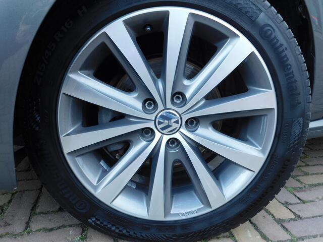 Volkswagen POLO 1.2 TSI Comfortline Automaat | PDC | LM-VELGEN