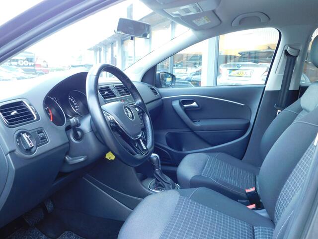 Volkswagen POLO 1.2 TSI Comfortline Automaat | PDC | LM-VELGEN