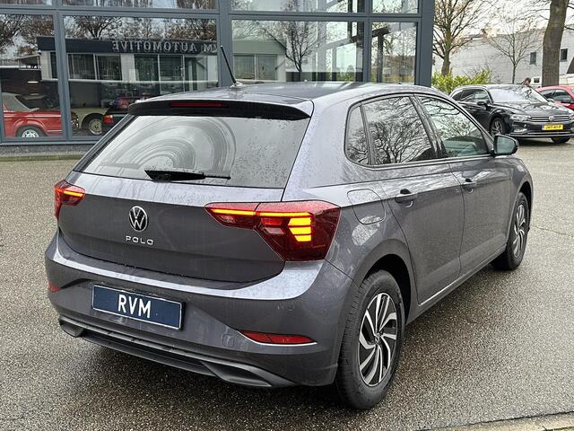 Volkswagen POLO 1.0 TSI Life 95PK | AUTOMAAT | CAMERA | APPLE/ANDROID CARPLAY | PDC VOOR + ACHTER | FABRIEKSGARANTIE TOT 02-2027 |