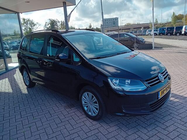 Volkswagen SHARAN 1.4 TSI Automaat, Airco (automatisch), Multimediasysteem, Navigatie, Bluetooth, Stoelverwarming, Elektrische ramen en spiegels, Centrale vergrendeling met AB, Trekhaak, Nette auto, Goed onderhouden, BOVAG