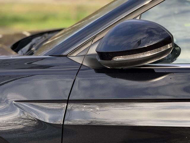 Volkswagen T-Cross 1.5 TSI R-Line | Trekhaak | Camera | ACC