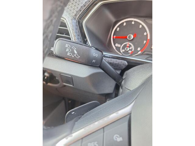 Volkswagen T-Cross 1.0 TSI Style Mooie Auto! AUTOMAAT! NAVI