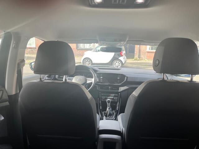 Volkswagen T-Cross 1.0 TSI R-LINE 31686 KM