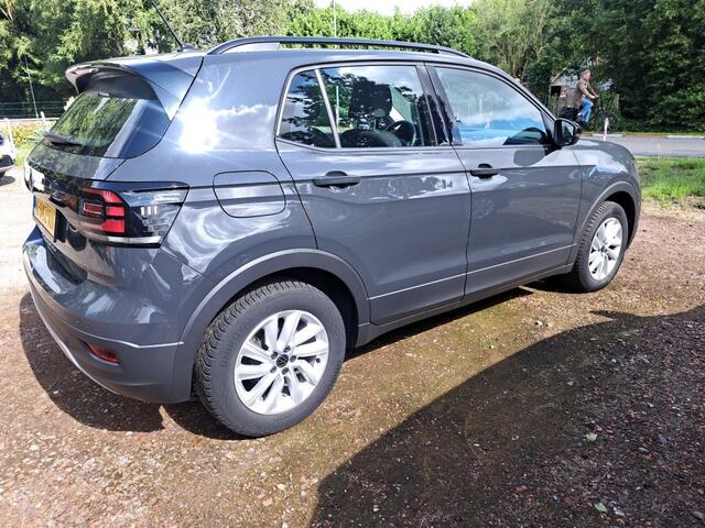 Volkswagen T-Cross 1.0 TSI Life Business 95 Pk Apple carplay Navigatie