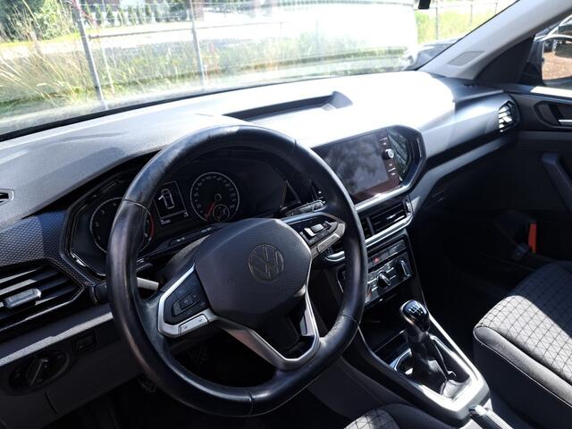 Volkswagen T-Cross 1.0 TSI Life Business 95 Pk Apple carplay Navigatie