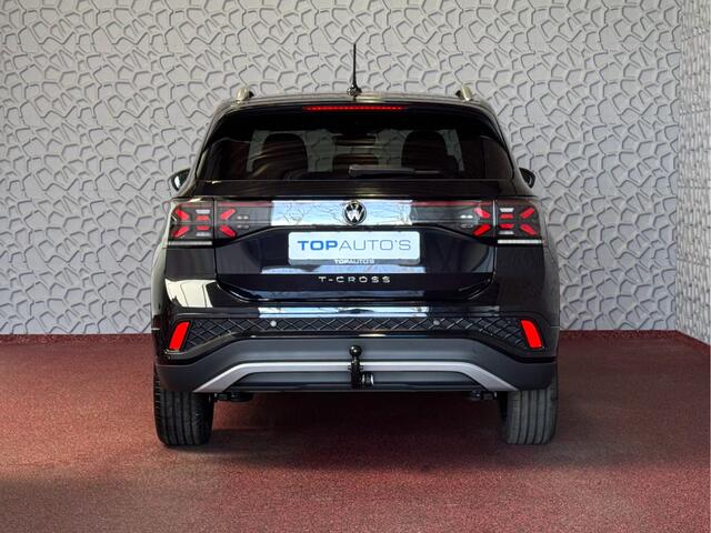 Volkswagen T-Cross 1.5 TSI 150PK R-LINE EDITION TREKHAAK LED 18''LMV IQ CAMERA STOELVERW ?2025? "Volkswagen rijden begint bij Topautos.nl - 75 topmodellen direct op voorraad!"