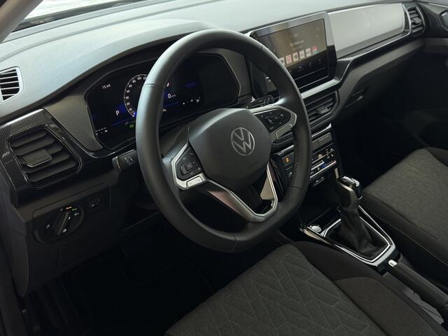 Volkswagen T-Cross DE VERNIEUWDE T-CROSS 116PK 17''LMV TREKHAAK CAMERA VIR.COCKPIT STOELVERW. ADAP.CRUISE LMV CARPLAY 2025 "Volkswagen rijden begint bij Topautos.nl - 75 topmodellen direct op voorraad!"