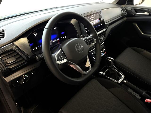 Volkswagen T-Cross ?DE VERNIEUWDE T-CROSS? 1.5 150PK LED V+A CAMERA DIG.COCKPIT PRO STOELVERW KEYLESS P-ASSIST NIEUW MODEL "Volkswagen rijden begint bij Topautos.nl - 75 topmodellen direct op voorraad!"