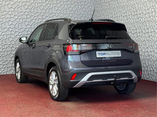 Volkswagen T-Cross DE VERNIEUWDE T-CROSS 116PK 17''LMV TREKHAAK CAMERA VIR.COCKPIT STOELVERW. ADAP.CRUISE LMV CARPLAY 2025 "Volkswagen rijden begint bij Topautos.nl - 75 topmodellen direct op voorraad!"