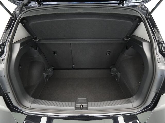 Volkswagen T-Cross 1.0 TSI 95pk Life Navigatie Pdc Trekhaak Acc