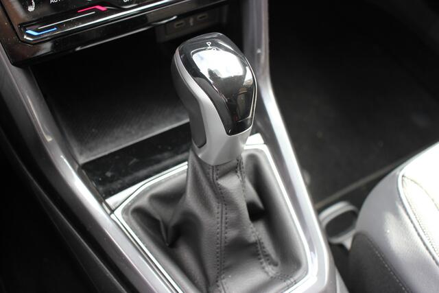 Volkswagen T-Cross 1.5 TSI Style DSG Automaat | Trekhaak | Adapt. cruise | BSM | Carplay/Android auto |