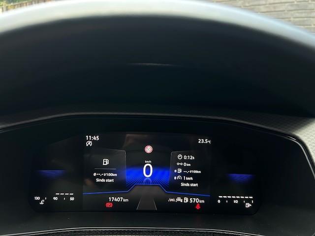Volkswagen T-Cross 1.0 TSI Life Edition l Stoelverwarming l Airco l Virtuele Dashboard l