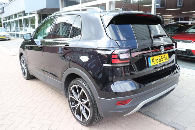 Volkswagen T-Cross 1.0 TSI Style automaat. Navigatie, Full-led, 18"lm.