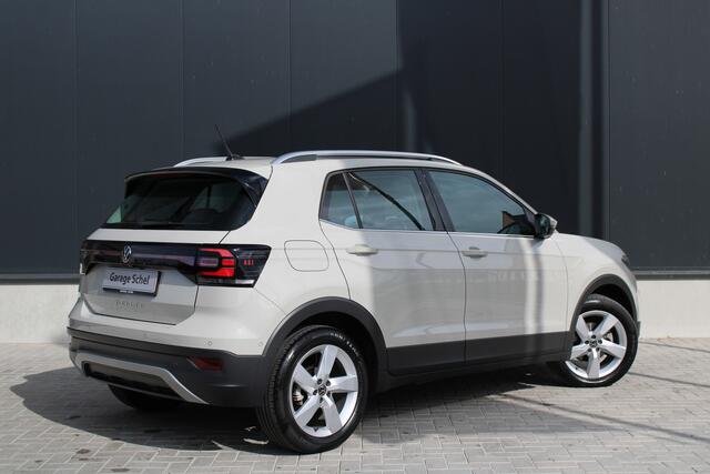 Volkswagen T-Cross 1.0 TSI Style 110pk - ACC - LED - Carplay - Camera - Stoelverwarming - Rijklaar