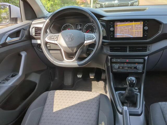 Volkswagen T-Cross 1.0 TSI Life / PARK. SENSOREN + CAMERA/ ADAPT. CRUISE/ APP-CONNECT/ NAVI/ AIRCO/ DAB