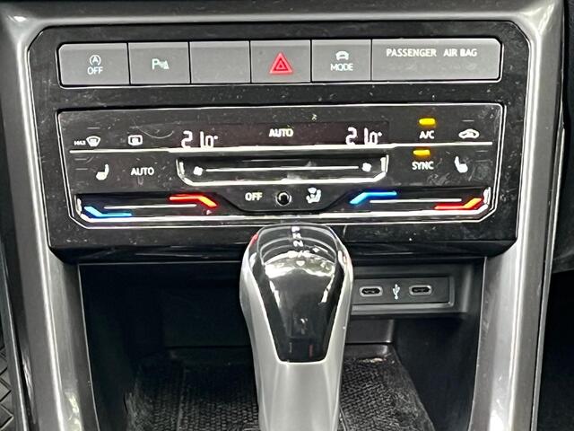 Volkswagen T-Cross 1.5 TSI Style | TREKHAAK | CLIMA | APPLE CAR PLAY