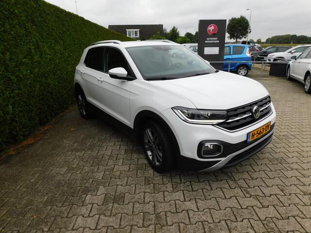 Volkswagen T-Cross 1.0 TSI Style, Navi, Carplay, Camera, Trekhaak.