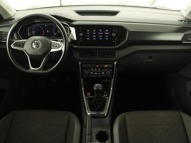 Volkswagen T-Cross 1.0 TSI Style | Camera | Keyless | Virtual Cockpit | Sportstoelen | Carplay | Adaptive cruise | Half leder | Full LED | Getint glas | LMV 17 inch