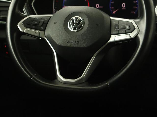 Volkswagen T-Cross 1.0 TSI Style | Camera | Keyless | Virtual Cockpit | Sportstoelen | Carplay | Adaptive cruise | Half leder | Full LED | Getint glas | LMV 17 inch