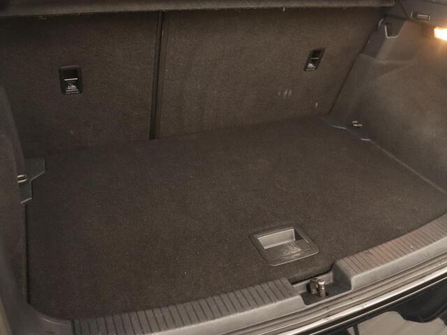 Volkswagen T-Cross 1.0 TSI Style | Camera | Keyless | Virtual Cockpit | Sportstoelen | Carplay | Adaptive cruise | Half leder | Full LED | Getint glas | LMV 17 inch